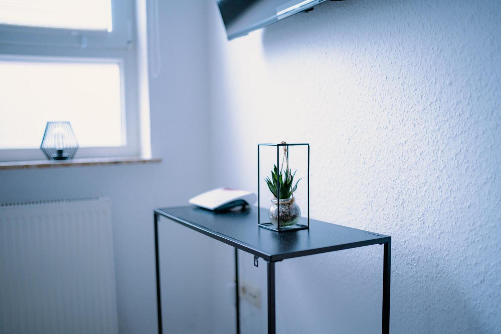Schoenes Apartment In Der Altstadt , Kostenlose Parkplaetze In Der Naehe Emden Bagian luar foto