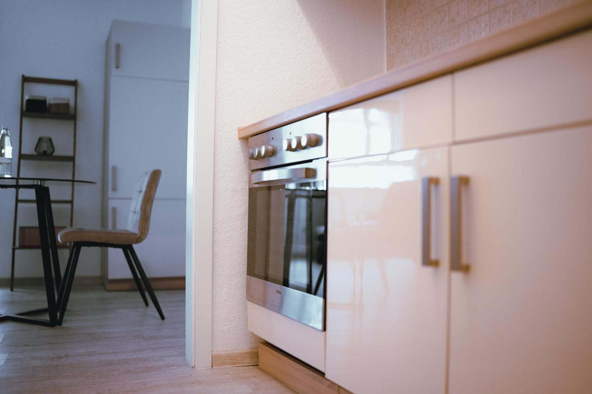 Schoenes Apartment In Der Altstadt , Kostenlose Parkplaetze In Der Naehe Emden Bagian luar foto