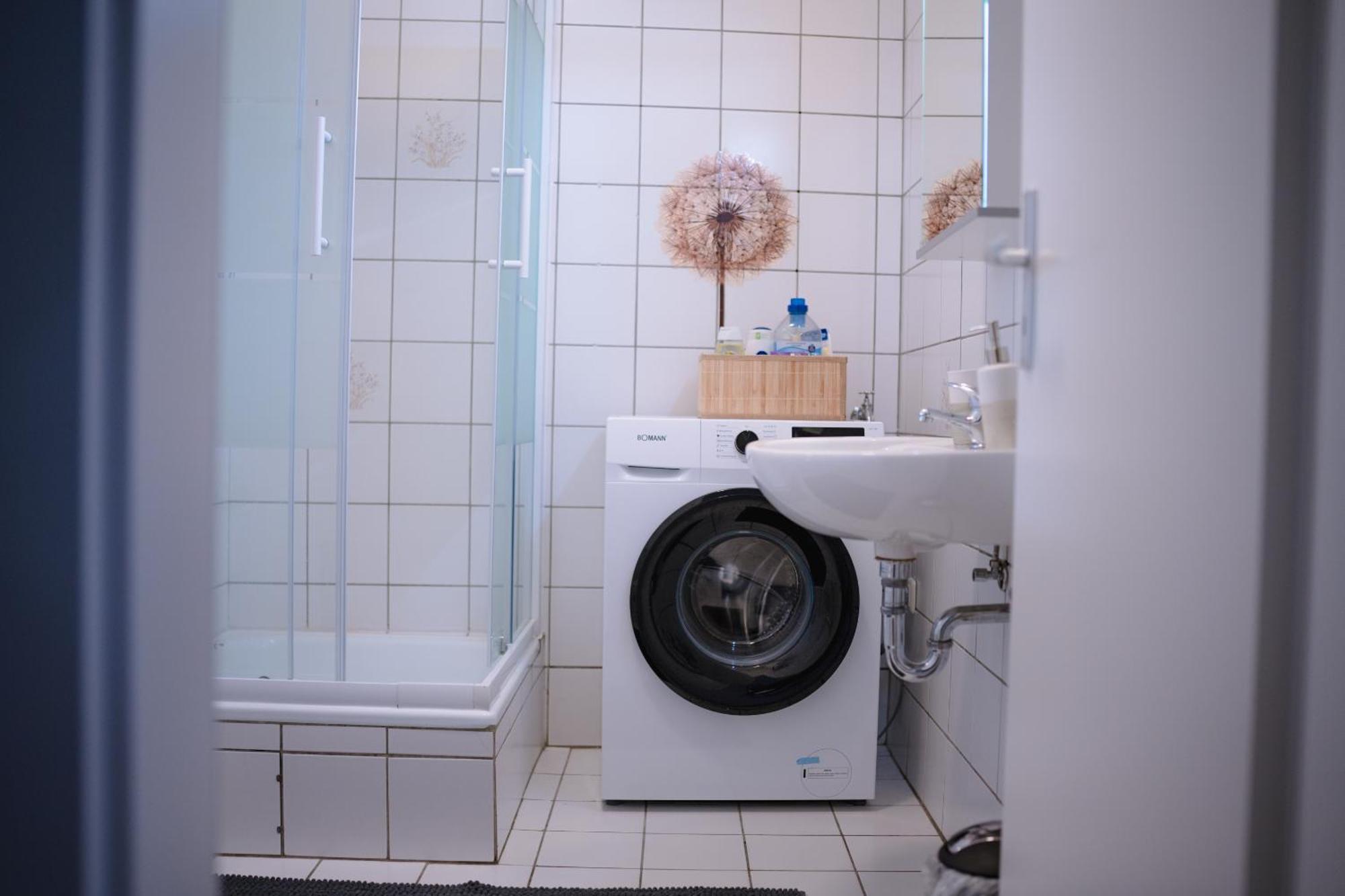 Schoenes Apartment In Der Altstadt , Kostenlose Parkplaetze In Der Naehe Emden Bagian luar foto