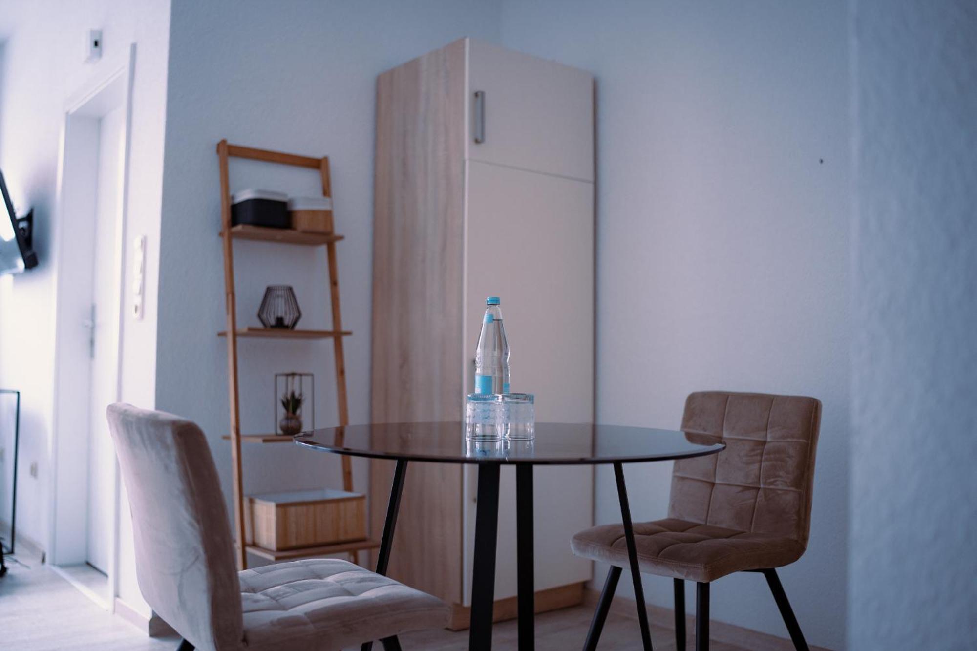 Schoenes Apartment In Der Altstadt , Kostenlose Parkplaetze In Der Naehe Emden Bagian luar foto
